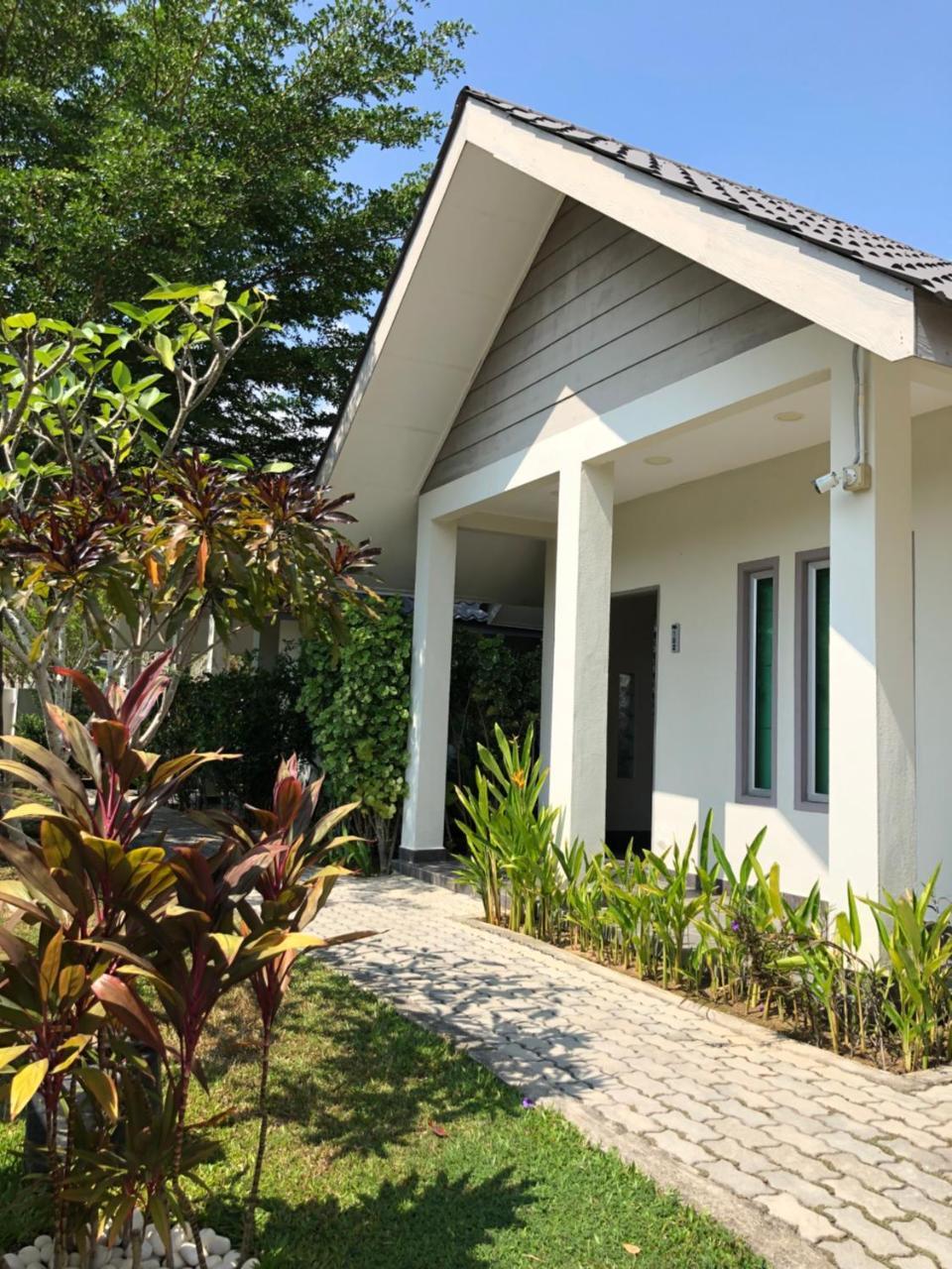 Fuuka Villa Pantai Cenang  Exterior photo